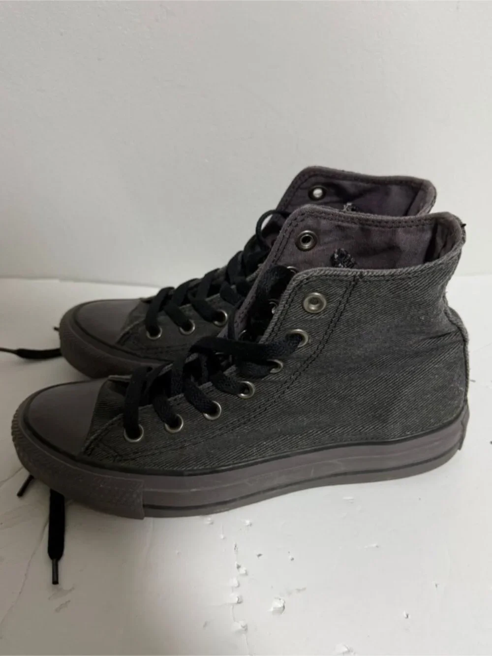 Converse Chuck Taylor All Star High Top Sneakers Charcoal Gray Youth 4.5